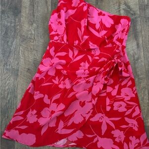 Cupshe Strapless Floral Dress in Red and Pink